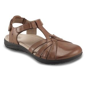 NWOT Earth Origins size 8